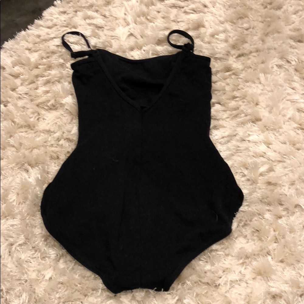 leotard - Picture 2 of 2